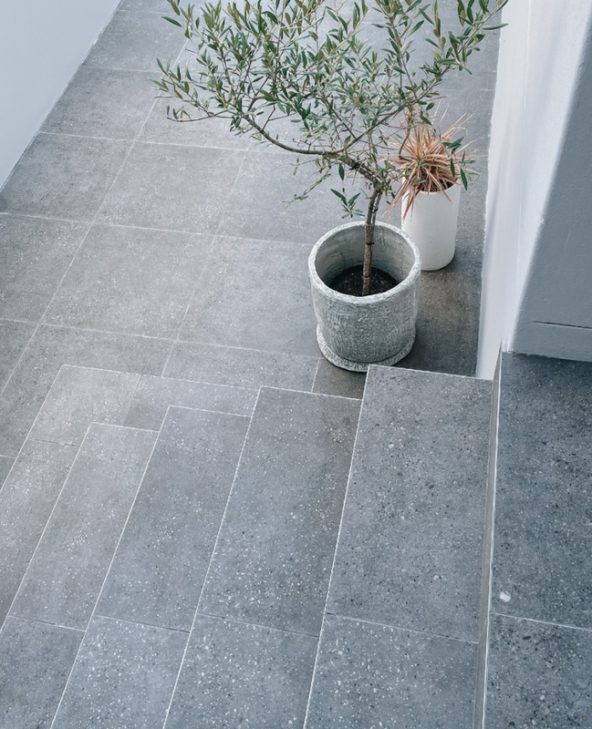 Get lost in our Tatum Anthracite tiles!